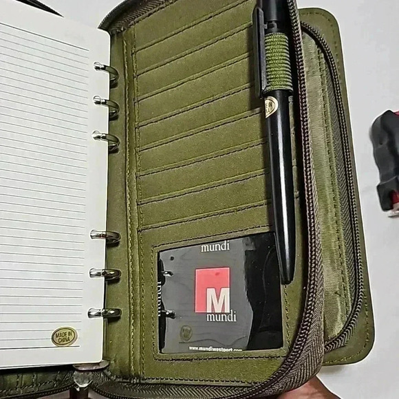 Mundi planner purse organizer green crocodile print w. calculator leather… - Picture 14 of 16